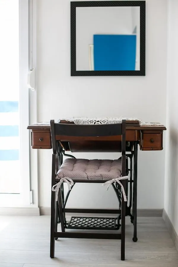 Apartment Uncle Albertʹs Trogir